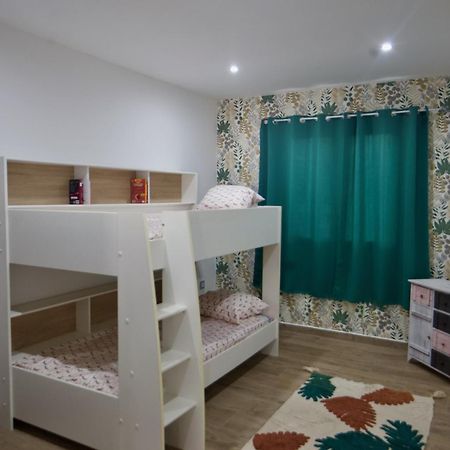 Villa Du Beau Vallon 2 Jacuzzi Privatif Et Piscine Chauffee Partagee Saint-Benoît 外观 照片