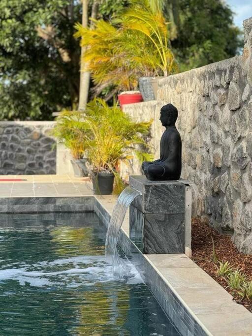 Villa Du Beau Vallon 2 Jacuzzi Privatif Et Piscine Chauffee Partagee Saint-Benoît 外观 照片
